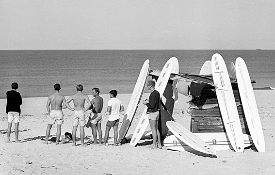 Looking for a wave. Midway 1962